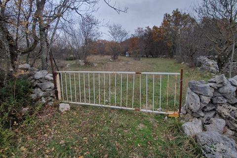 Otok Krk, Vrbnik, poljoprivredno zemljište, 2604 m2