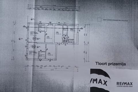 House Malinska, Malinska-Dubašnica, 439m2