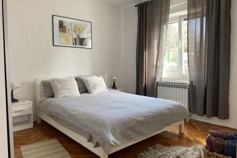 Rijeka, Pulac - Samostojeća kuća s 3 stana, 3 garaže i predivnim pogledom na Kvarner 