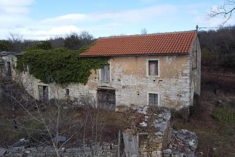 Hiša Oprtalj, 240m2