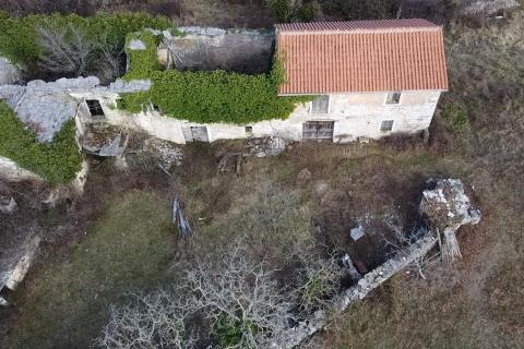 Hiša Oprtalj, 240m2