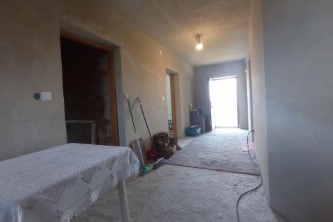 Tounj, kuća sa okućnicom 18000 m2