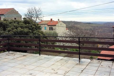 Istra, Buje - kuća na dobroj poziciji