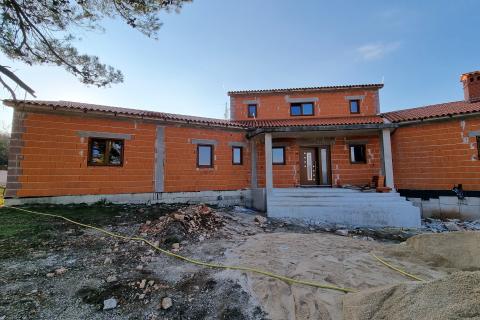 Huis Rovinjsko Selo, Rovinj, 450m2
