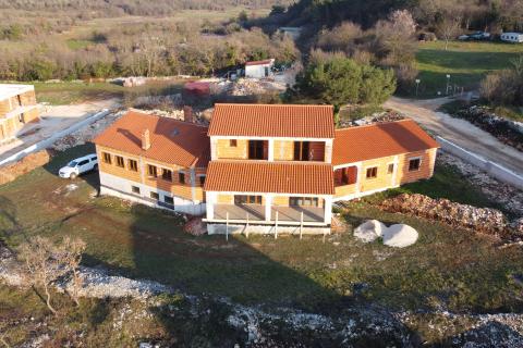 Huis Rovinjsko Selo, Rovinj, 450m2