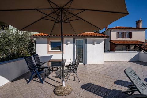 House Malinska, Malinska-Dubašnica, 439m2