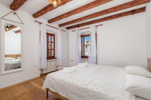 Rijeka, 2S+DB stan od 50 m2, nedaleko Korza