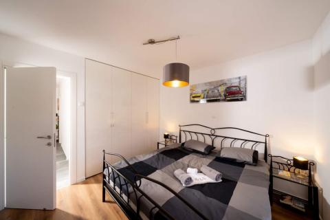 Rijeka, Gornja Vežica, novouređen stan za dugoročni najam