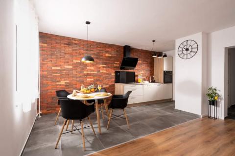 Rijeka, Gornja Vežica, novouređen stan za dugoročni najam