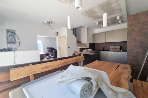 RIJEKA,KASTAV-NOVOGRADNJA, kuća sa bazenom, saunom, pogledom na more