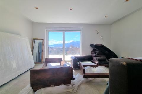 RIJEKA,KASTAV-NOVOGRADNJA, kuća sa bazenom, saunom, pogledom na more