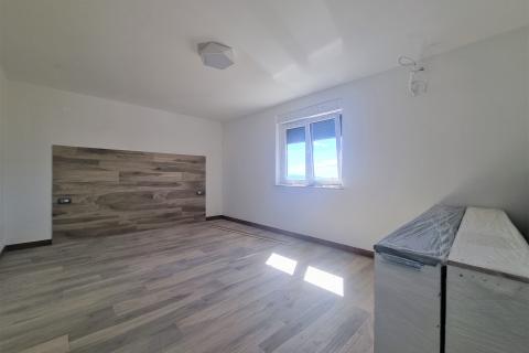 RIJEKA,KASTAV-NOVOGRADNJA, kuća sa bazenom, saunom, pogledom na more