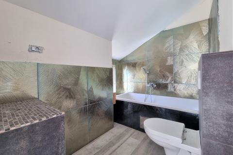 RIJEKA,KASTAV-NOVOGRADNJA, kuća sa bazenom, saunom, pogledom na more