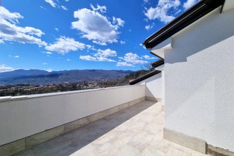 RIJEKA,KASTAV-NOVOGRADNJA, kuća sa bazenom, saunom, pogledom na more