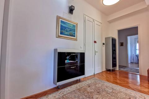 Condo/Apartment Bulevard, Rijeka, 109m2