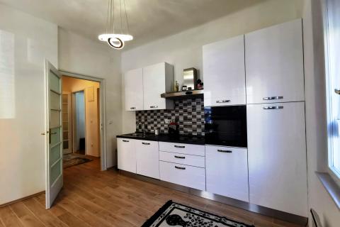 Condo/Apartment Bulevard, Rijeka, 109m2