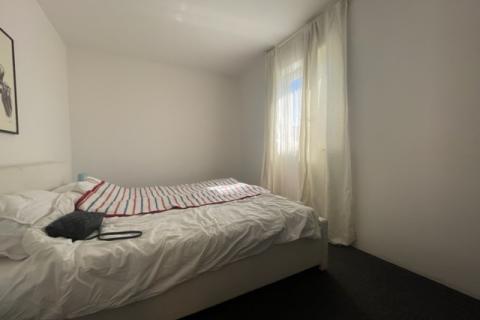 MALINSKA-kuća sa šest apartmana i bazenom -uhodani posao