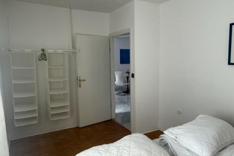 MALINSKA-kuća sa šest apartmana i bazenom -uhodani posao