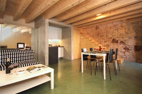 Istra - okolica Pule - predivna renovirana autohtona villa iz 17.st. 