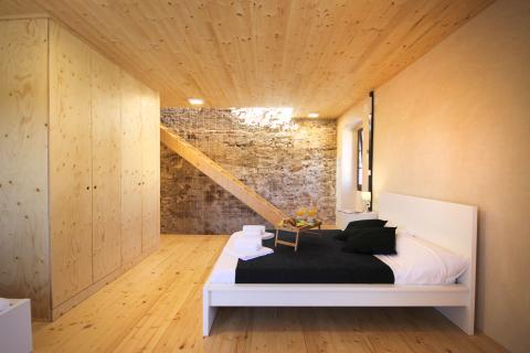 Istra - okolica Pule - predivna renovirana autohtona villa iz 17.st. 