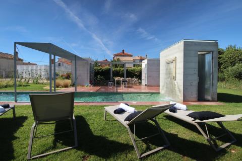 Istra - okolica Pule - predivna renovirana autohtona villa iz 17.st. 