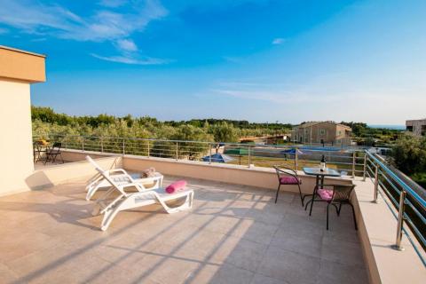 Istra, Vodnjan, moderna vila s bazenom i pogledom