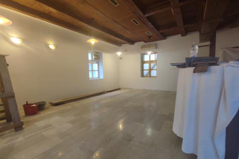 Ogulin centar-kuća sa dva poslovna prostora