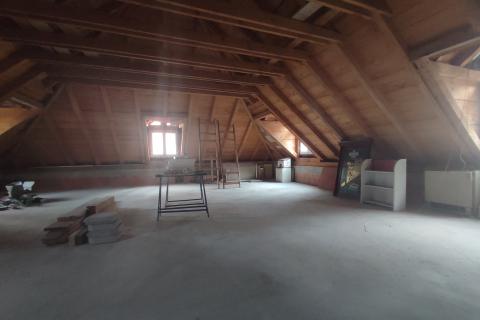 Ogulin centar-kuća sa dva poslovna prostora