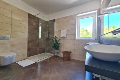 Istra, Poreč okolica - kuća sa dvorištem