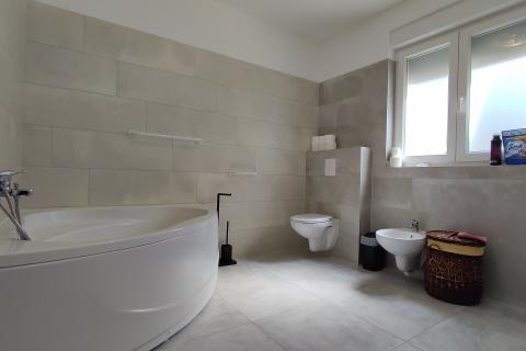 Istra, Umag - nova samostojeća kuća s bazenom