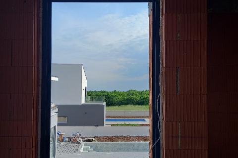 Istra, moderna vila s bazenom u manjem mjestu