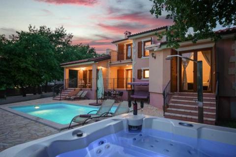 Hiša Fuškulin, Poreč, 165m2