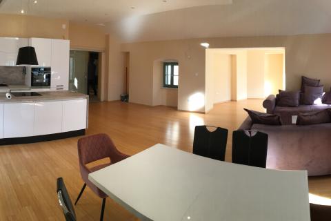 Condo/Apartment Opatija - Centar, Opatija, 185m2