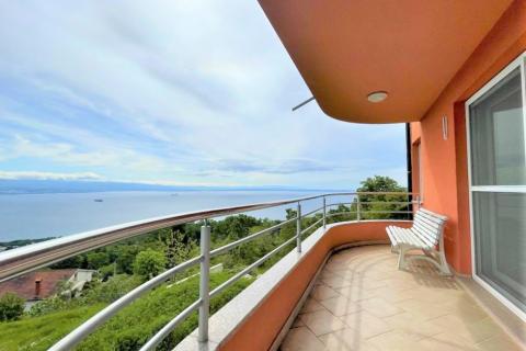 Condo/Apartment Dobreć, Opatija - Okolica, 98,75m2