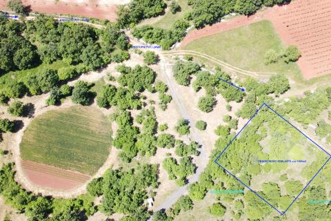 ISTRA, MARČANA - Parcela na osami na lijepoj i mirnoj lokaciji 