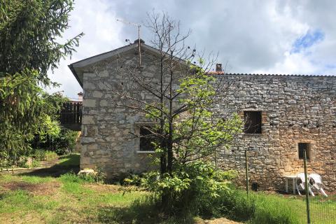 Istra, okolica Brtonigle, 2 vrstni hiši