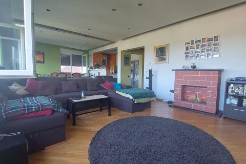 Zagreb, Kustošija - četverosoban stan s parkingom i pogledom