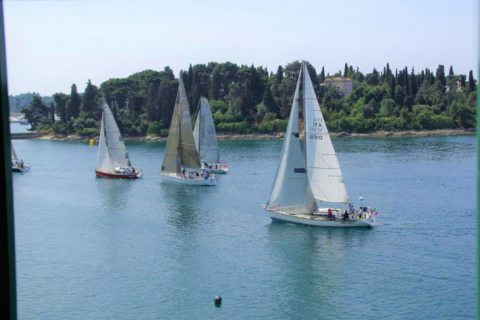 Rovinj,rustikalna kuća na moru-120m2