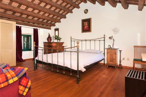 Rovinj,rustikalna kuća na moru-120m2