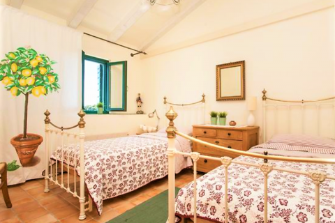 Rovinj,rustikalna kuća na moru-120m2