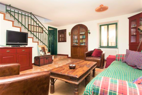 Rovinj,rustikalna kuća na moru-120m2