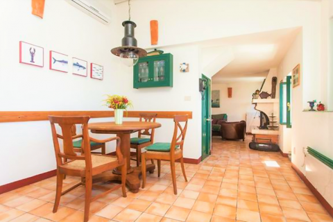 Rovinj,rustikalna kuća na moru-120m2