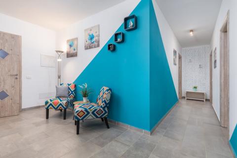 ISTRA, Loborika, prostrana kuća sa puno sadržaja