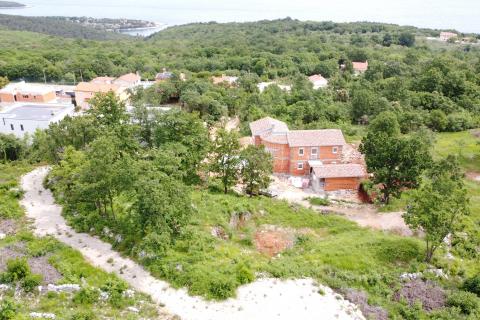 ISTRA, DRENJE - Građevinsko zemljište 1236 m2 s ishodovanom dozvolom i projektom