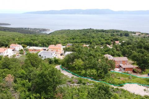 ISTRA, DRENJE - Građevinsko zemljište 1236 m2 s ishodovanom dozvolom i projektom