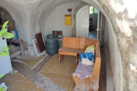 Draga Bašćanska - kuća u nizu 75m2, terase