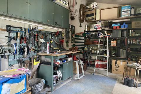 Otok Krk, Dobrinj, samostojeća kuća 3S+DB, 100 m2 