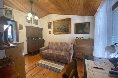 Otok Krk, Dobrinj, samostojeća kuća 3S+DB, 100 m2 