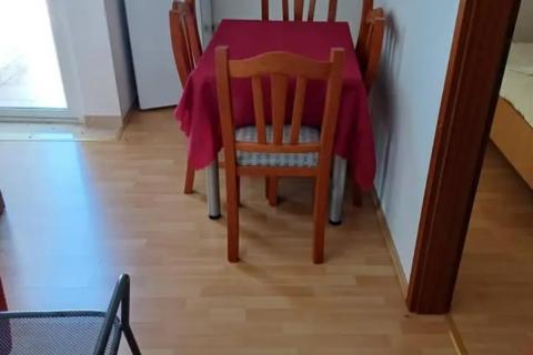 Otok Krk, Njivice - stan 76 m2