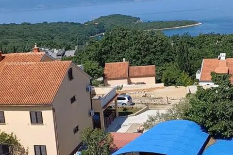 Otok Krk, Njivice - stan 76 m2